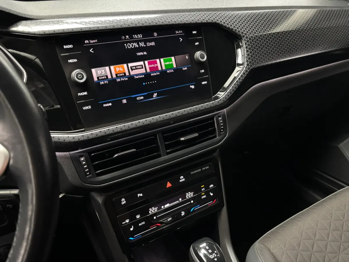 T-Cross 1.5 TSI Style / Carplay /Trekhaak/ Stoelverwarming