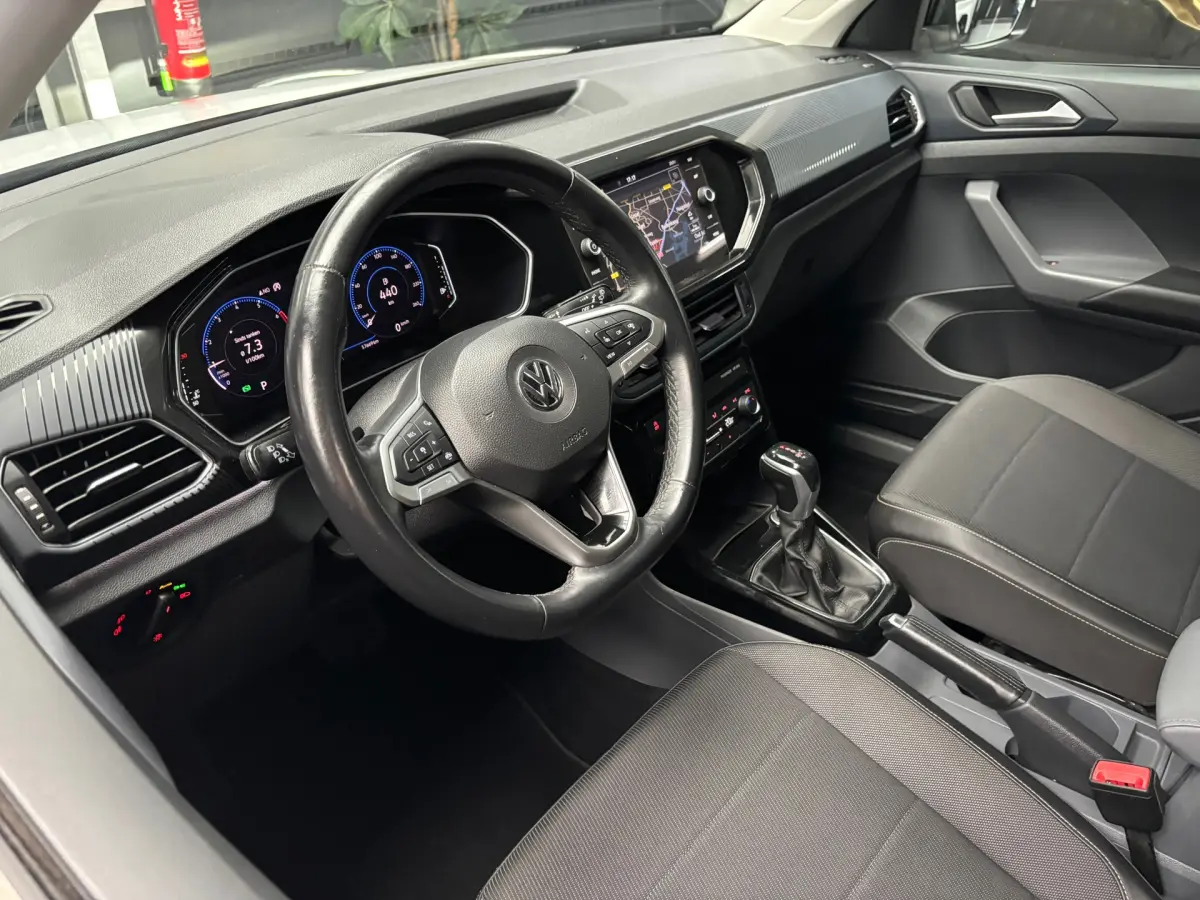 T-Cross 1.0 TSI Style / Navigatie / Stoelverwarming