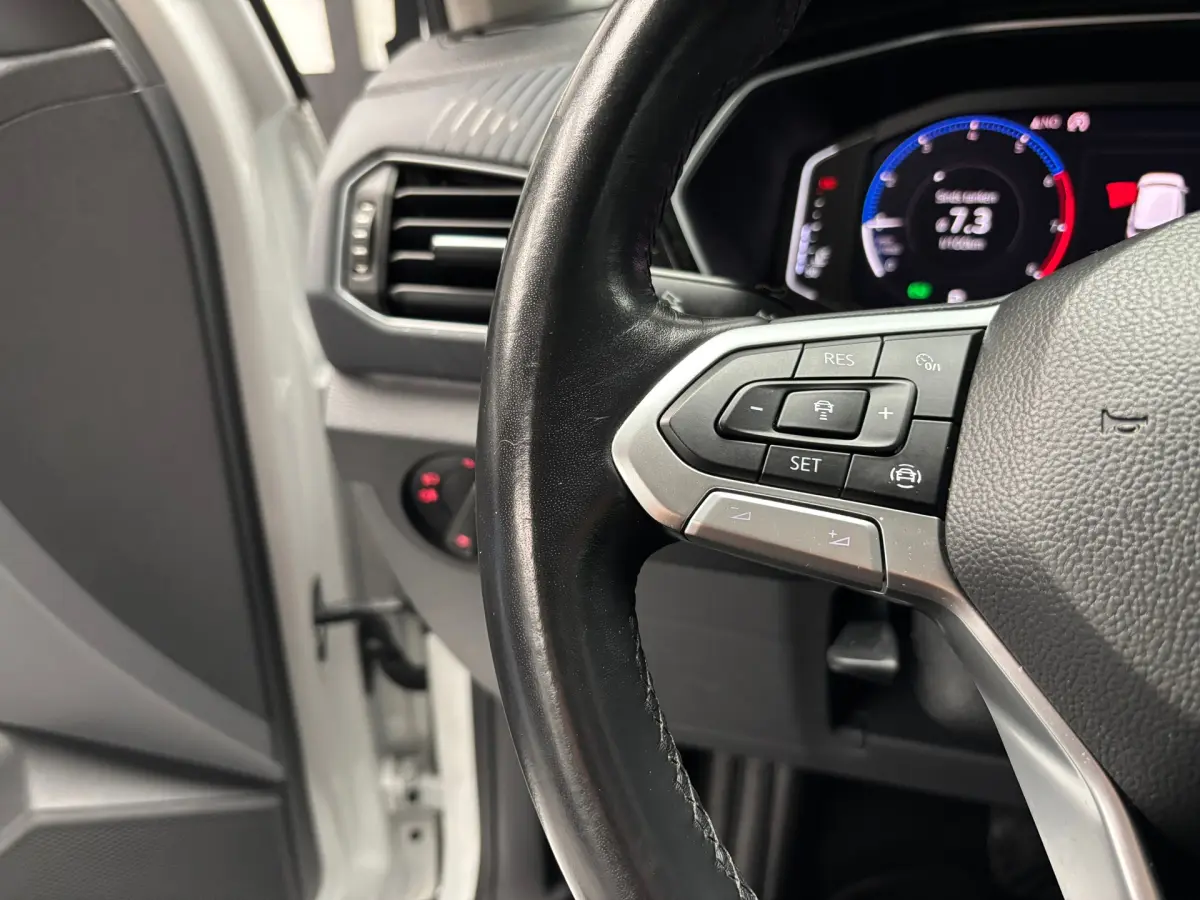 T-Cross 1.0 TSI Style / Navigatie / Stoelverwarming