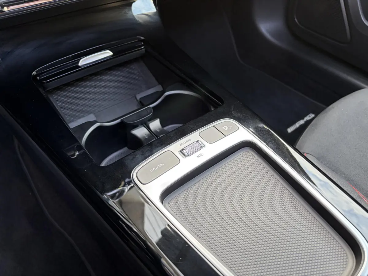 A-Klasse 180 Star Edition | Keyless | Pano | Sfeer | Camera | Stoel verwarming |