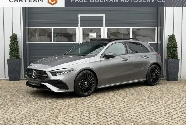 A-Klasse 180 Star Edition | Keyless | Pano | Sfeer | Camera | Stoel verwarming |