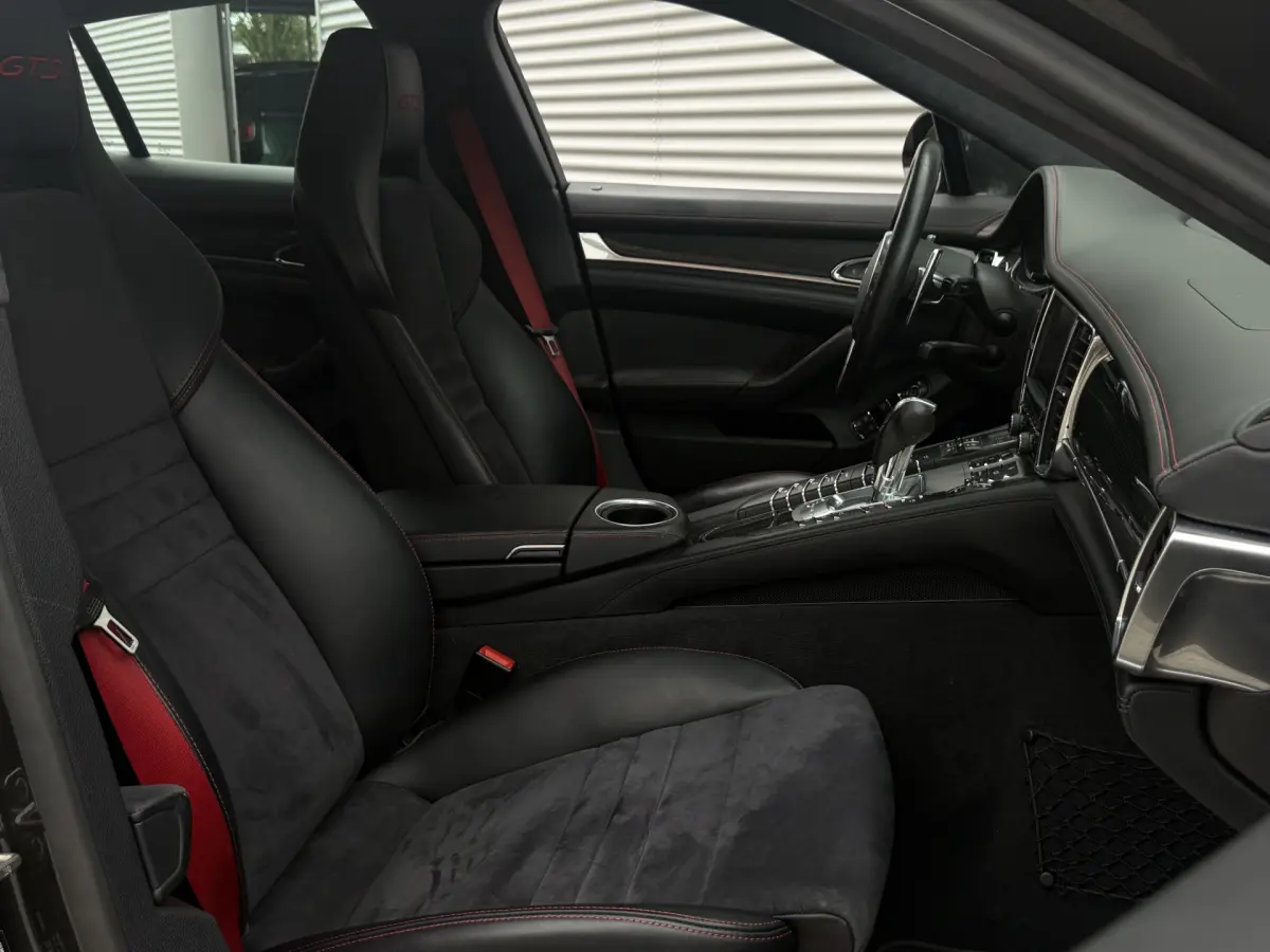 Panamera 4.8 GTS I Aut. I 430 PK I Schuifdak I Camera I NL Auto