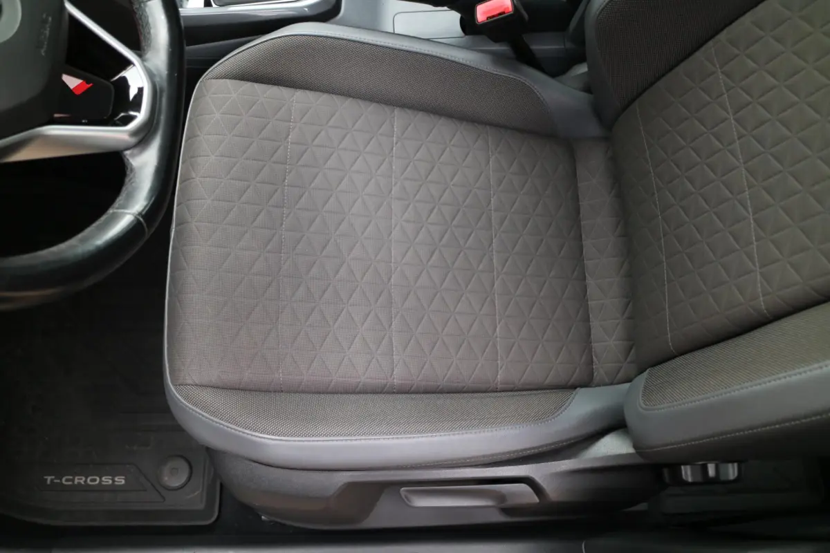 T-Cross 1.0 TSI Style | DSG automaat! | Blind spot | LED |