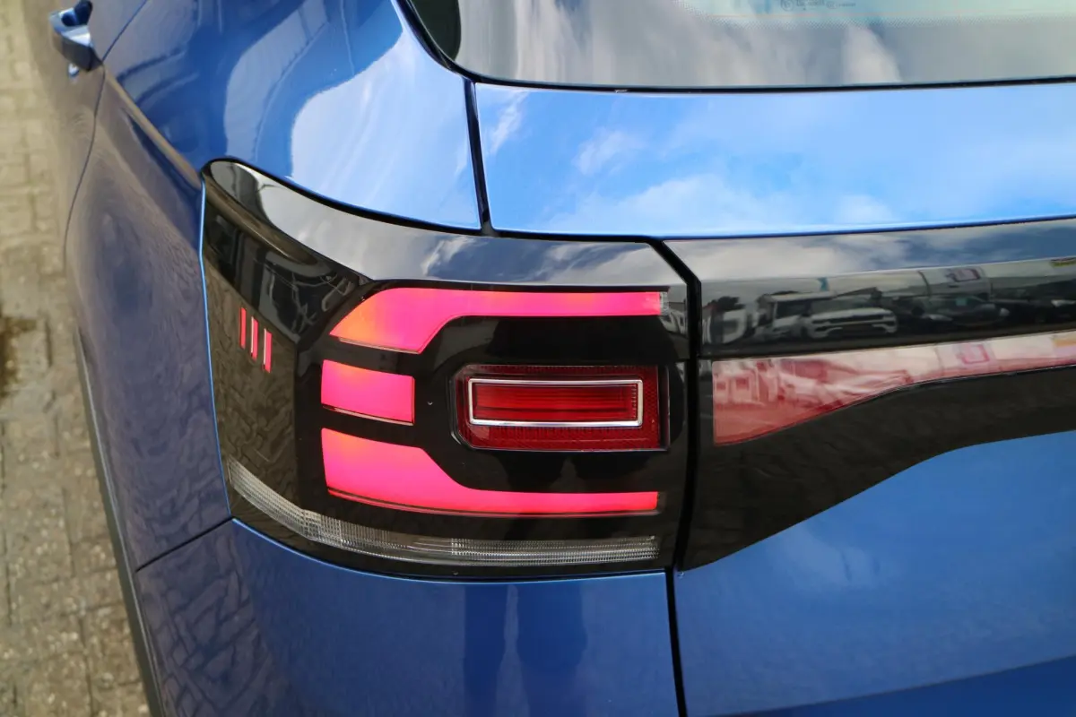 T-Cross 1.0 TSI Style | DSG automaat! | Blind spot | LED |