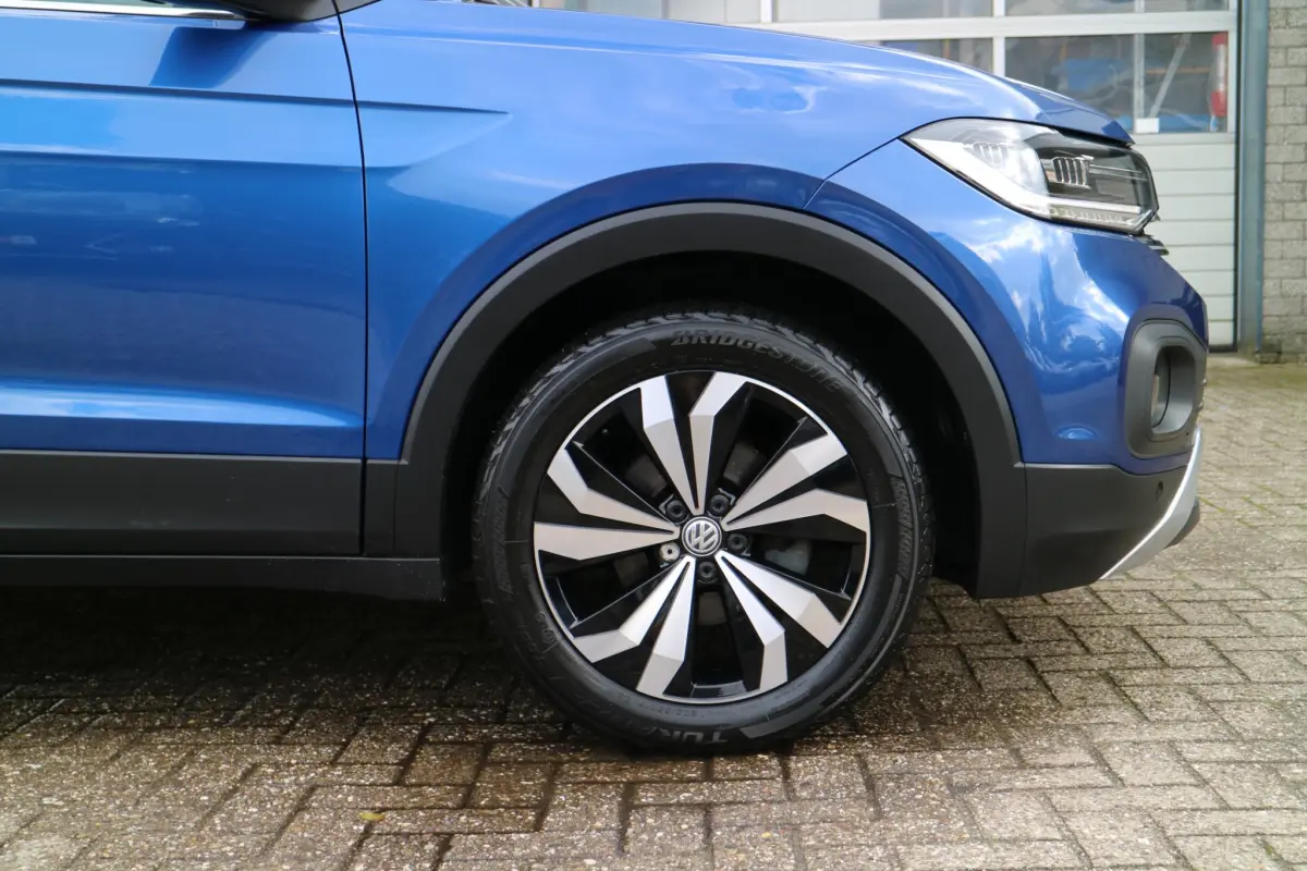 T-Cross 1.0 TSI Style | DSG automaat! | Blind spot | LED |