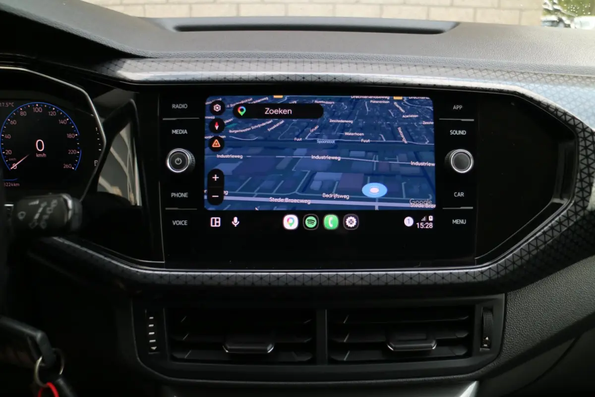 T-Cross 1.0 TSI Style | DSG automaat! | Blind spot | LED |