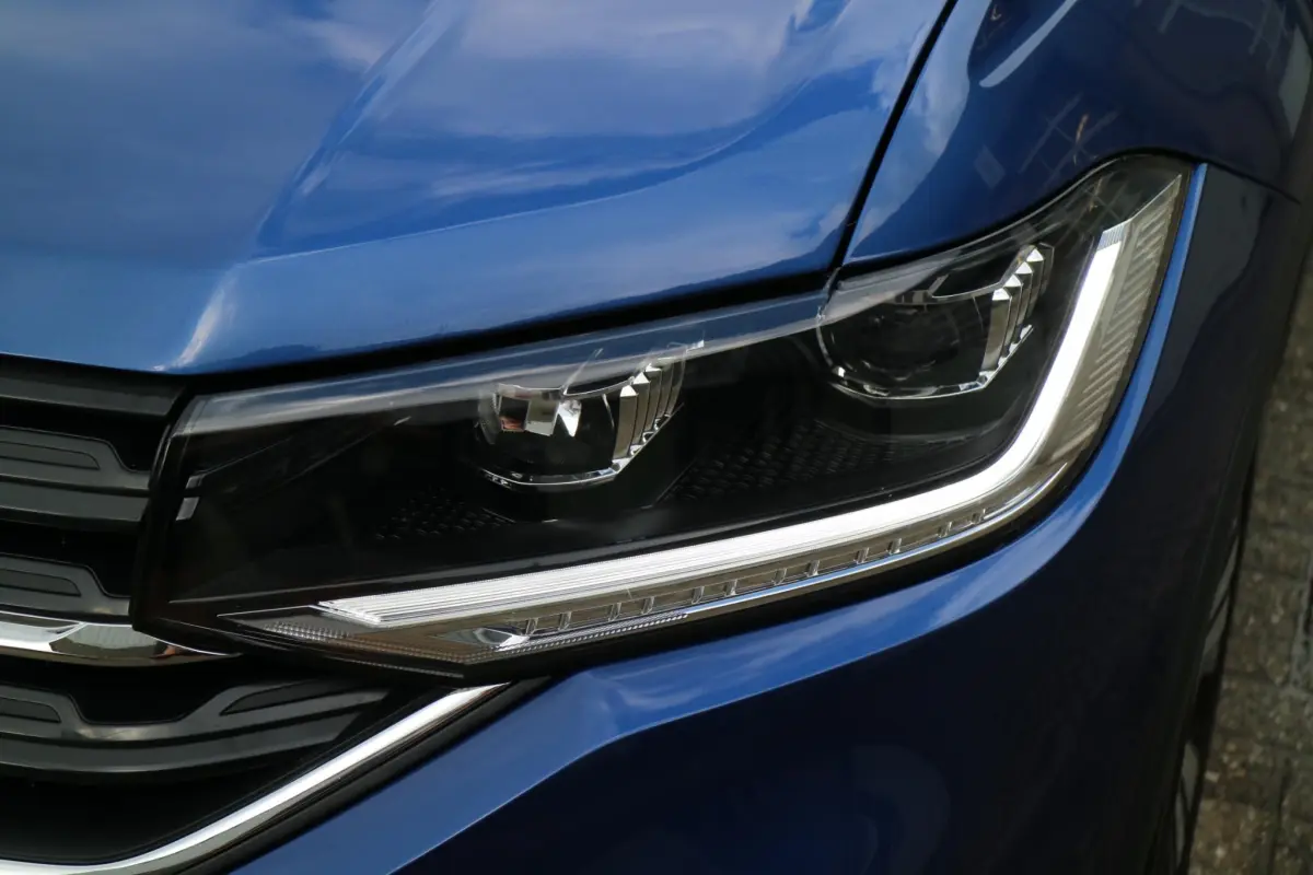 T-Cross 1.0 TSI Style | DSG automaat! | Blind spot | LED |