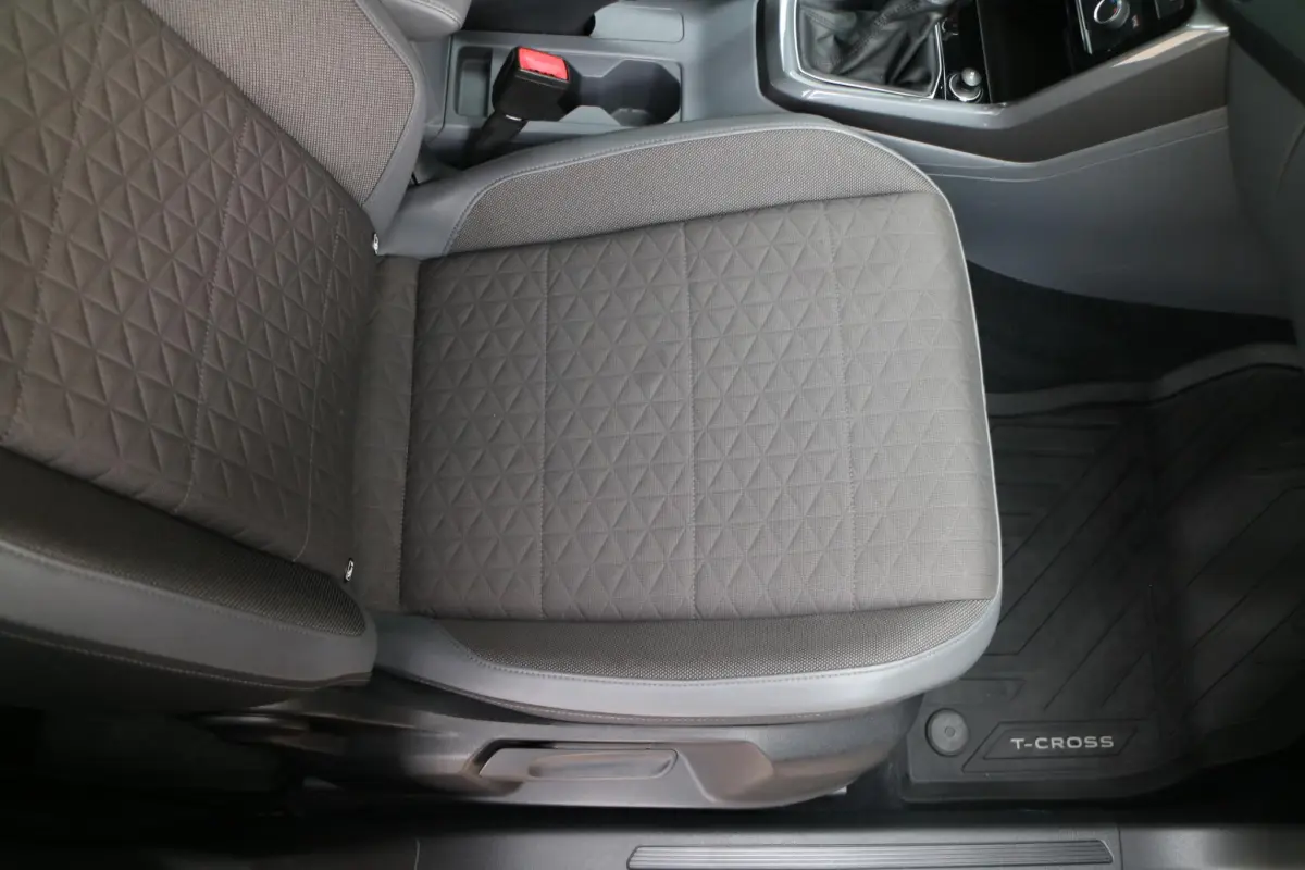 T-Cross 1.0 TSI Style | DSG automaat! | Blind spot | LED |