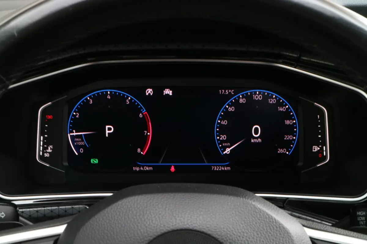 T-Cross 1.0 TSI Style | DSG automaat! | Blind spot | LED |