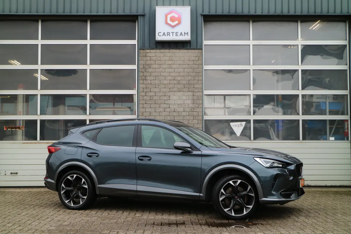 Formentor 1.4 e-Hybrid VZ Performance | PHEV | Trekhaak | Camera |