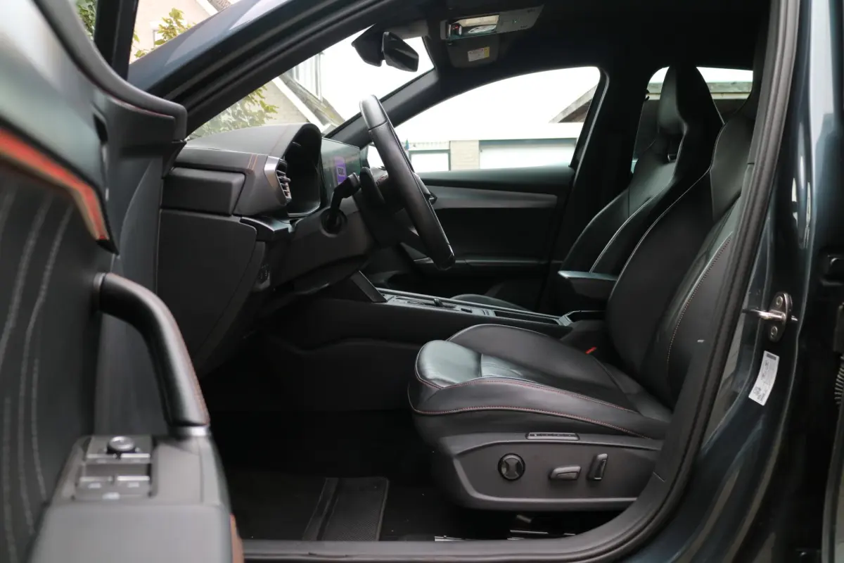 Formentor 1.4 e-Hybrid VZ Performance | PHEV | Trekhaak | Camera |