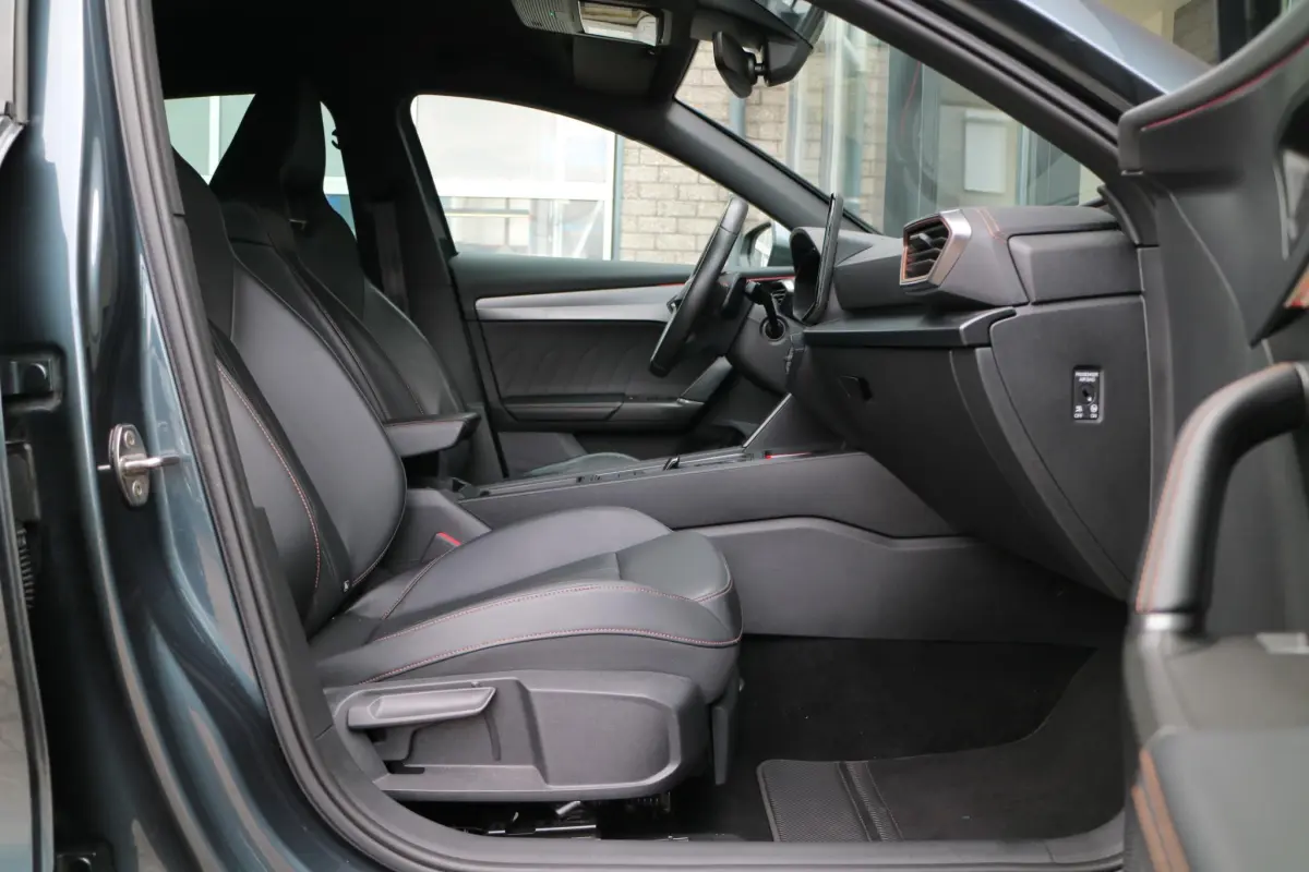 Formentor 1.4 e-Hybrid VZ Performance | PHEV | Trekhaak | Camera |