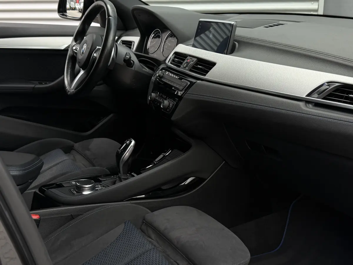 X2 sDrive20i High Executive I Aut. I M-Sport I Navi