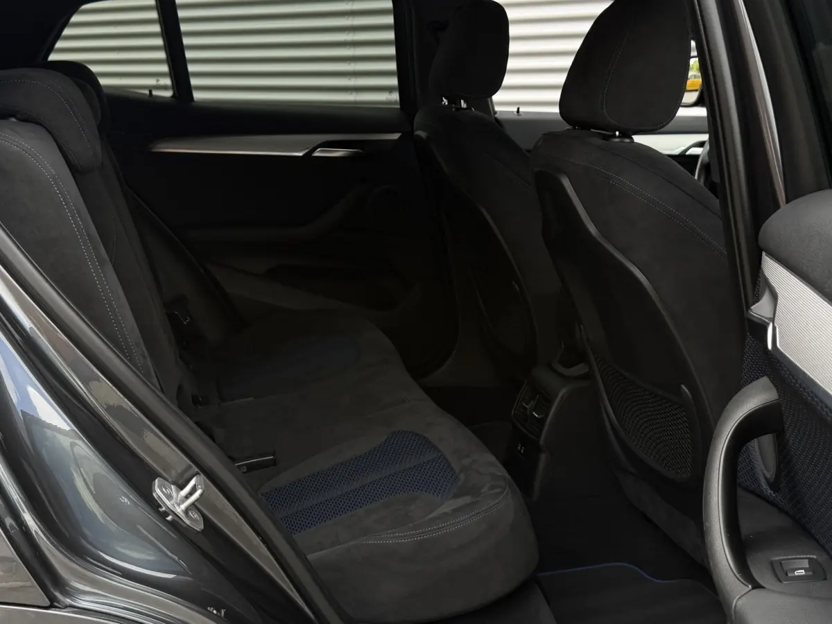 X2 sDrive20i High Executive I Aut. I M-Sport I Navi