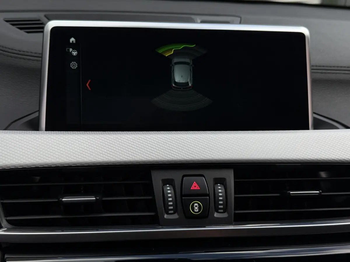 X2 sDrive20i High Executive I Aut. I M-Sport I Navi