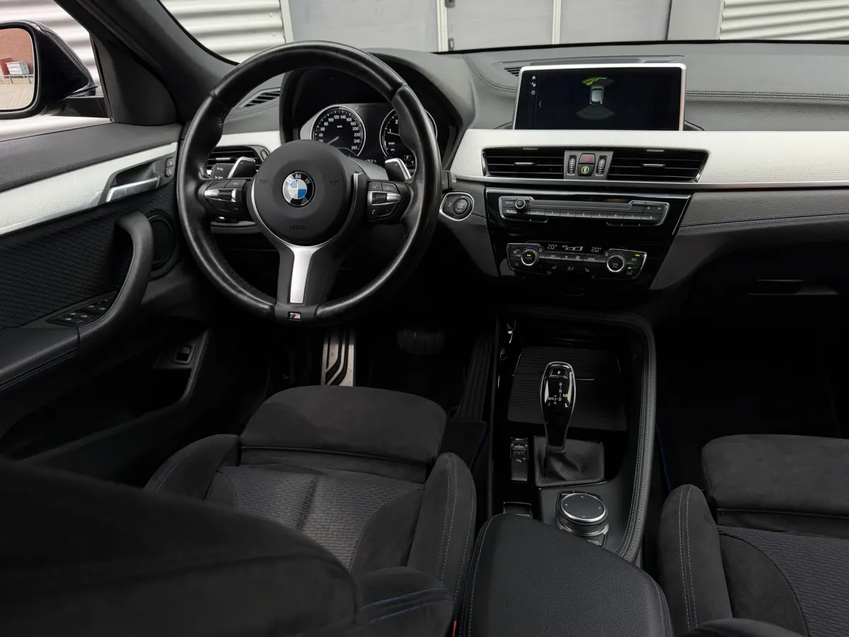 X2 sDrive20i High Executive I Aut. I M-Sport I Navi