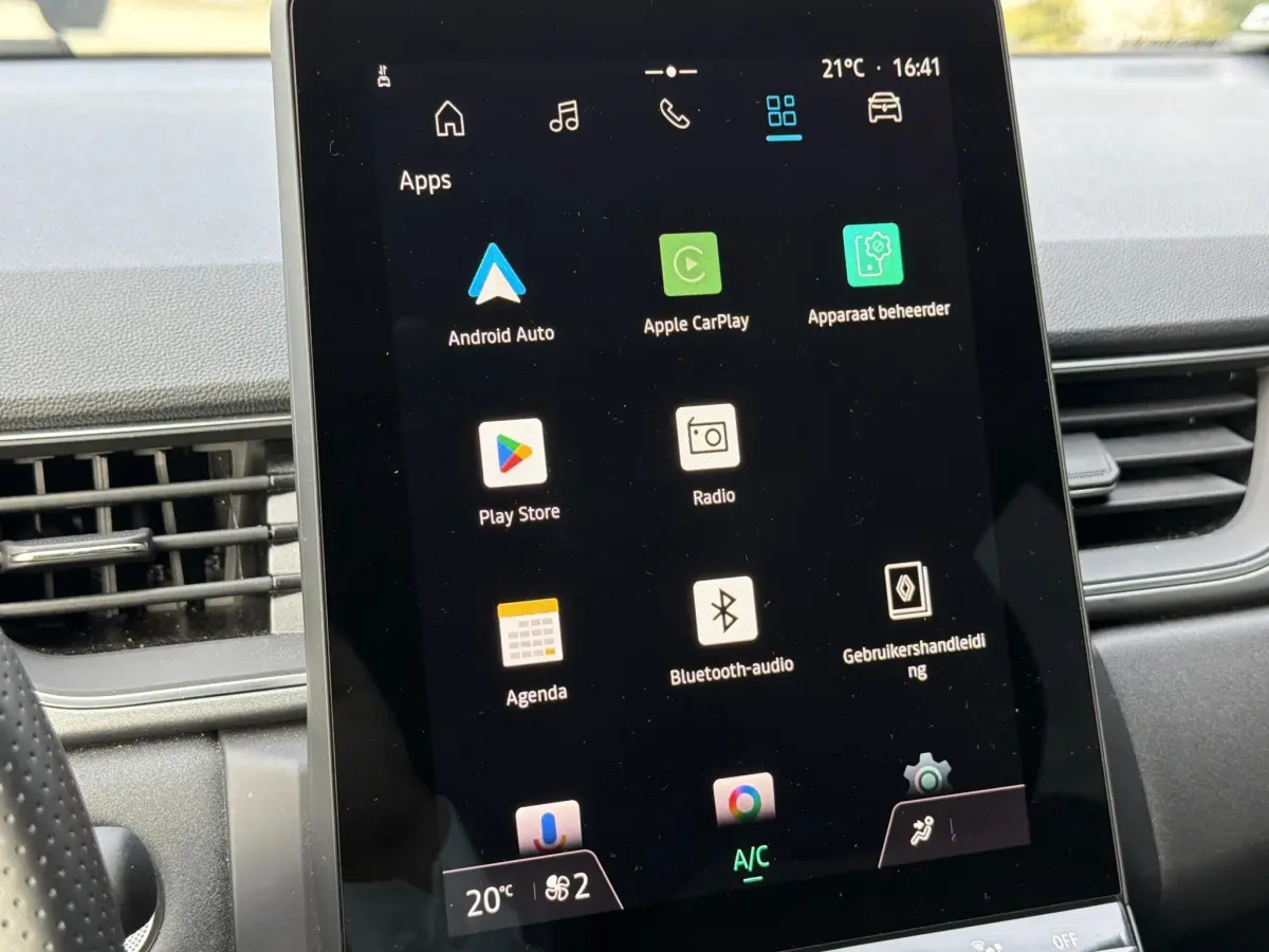 Captur 1.8 E-Tech full hybrid 160 techno