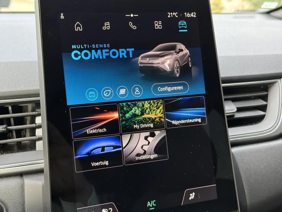 Captur 1.8 E-Tech full hybrid 160 techno