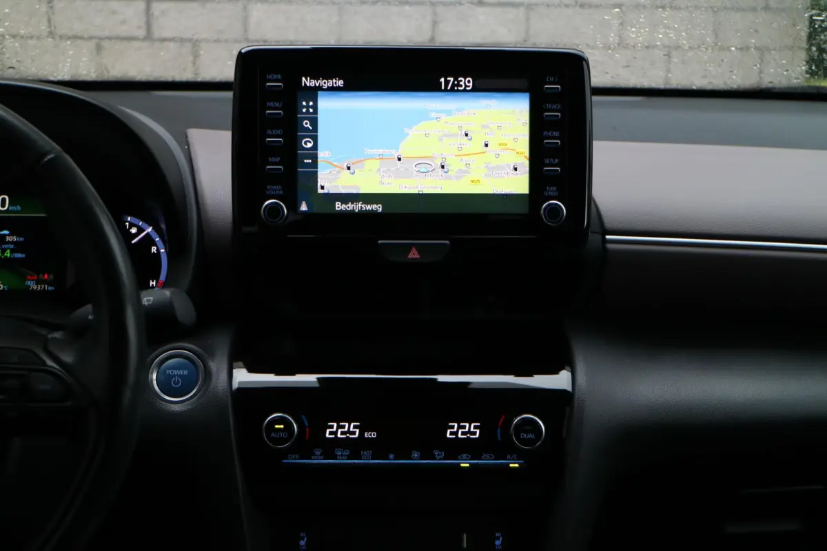 Yaris Cross 1.5 Hybrid Adventure | Automaat! | Carplay | Camera |
