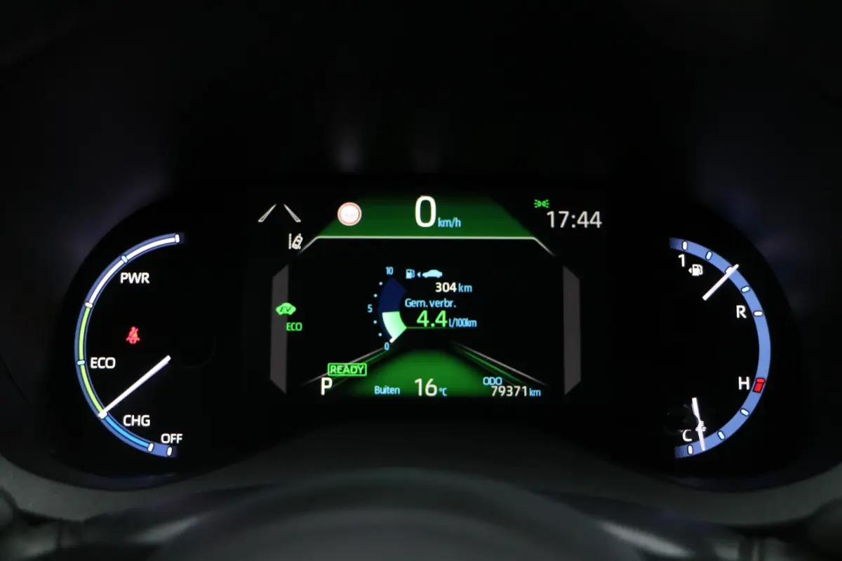 Yaris Cross 1.5 Hybrid Adventure | Automaat! | Carplay | Camera |