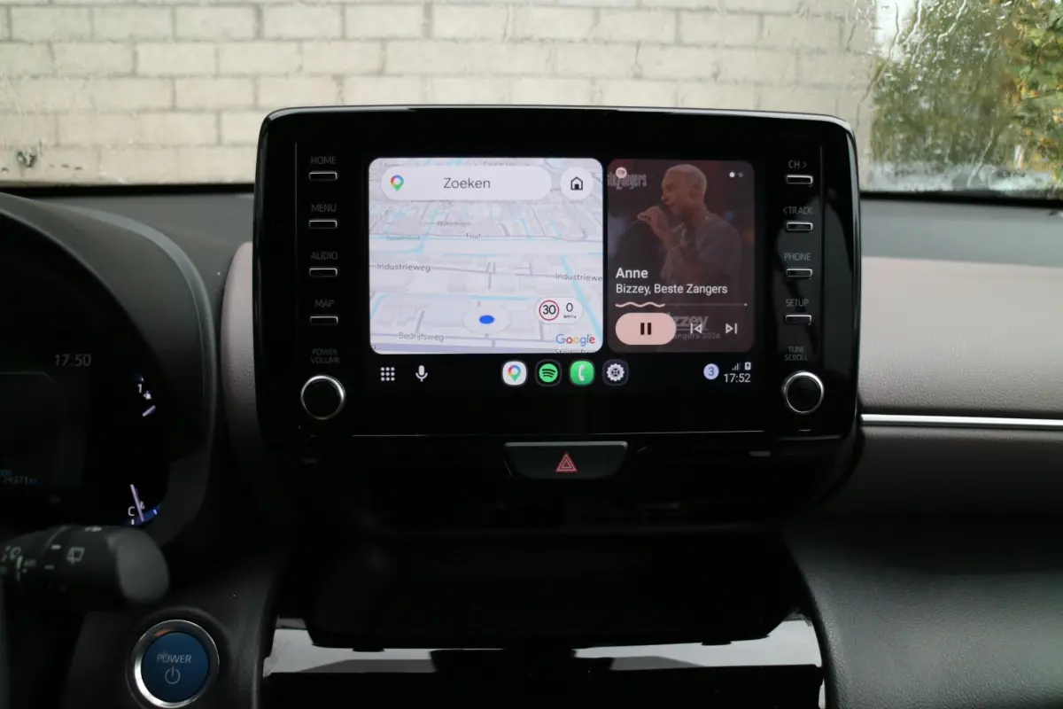 Yaris Cross 1.5 Hybrid Adventure | Automaat! | Carplay | Camera |