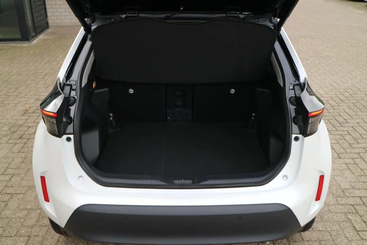 Yaris Cross 1.5 Hybrid Adventure | Automaat! | Carplay | Camera |