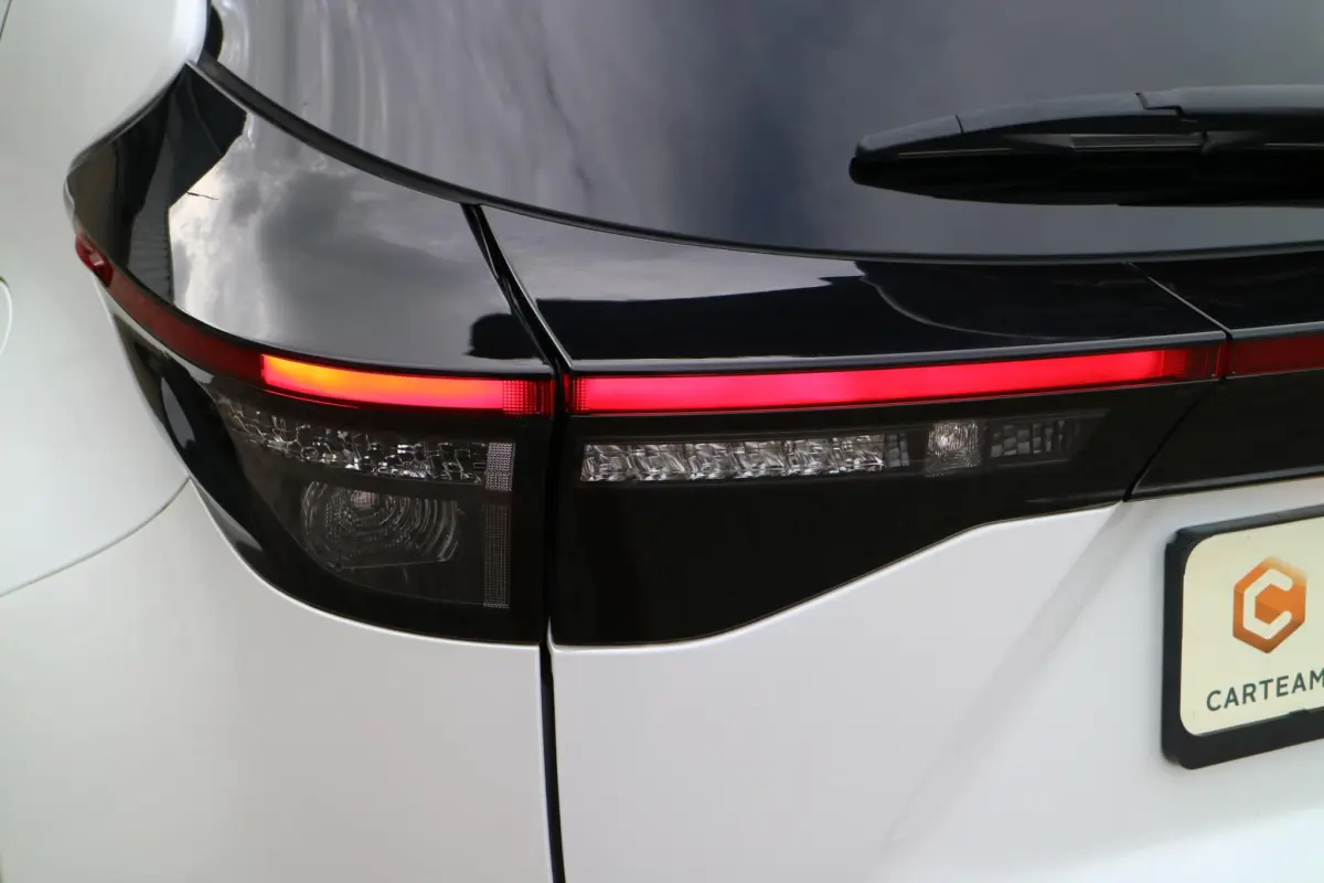 Yaris Cross 1.5 Hybrid Adventure | Automaat! | Carplay | Camera |