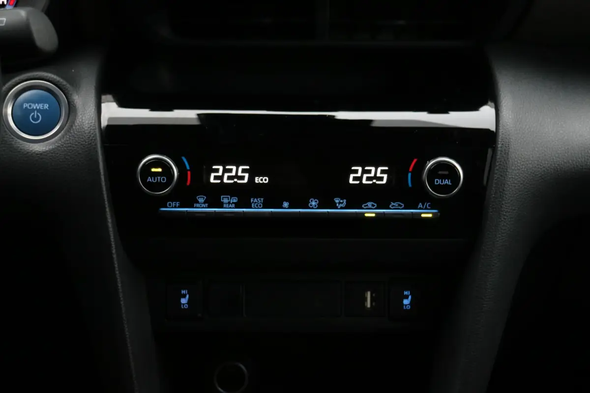 Yaris Cross 1.5 Hybrid Adventure | Automaat! | Carplay | Camera |
