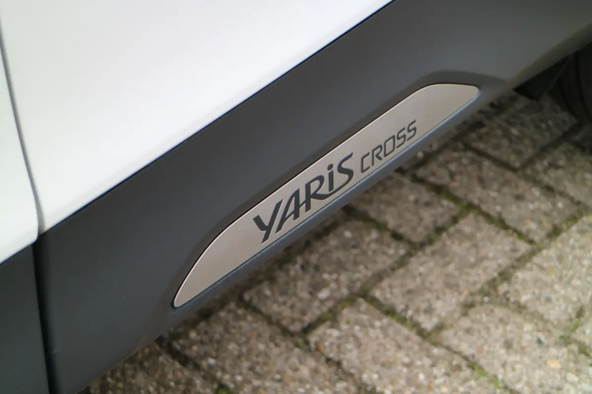 Yaris Cross 1.5 Hybrid Adventure | Automaat! | Carplay | Camera |
