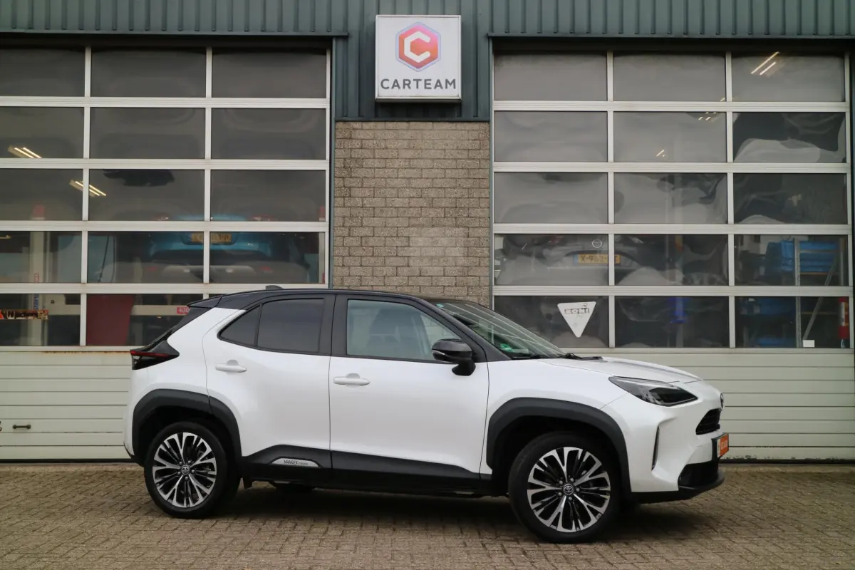 Yaris Cross 1.5 Hybrid Adventure | Automaat! | Carplay | Camera |