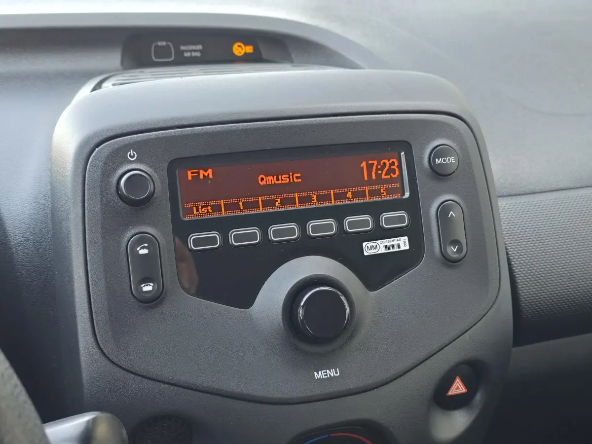 Aygo 1.0 VVT-i x-fun