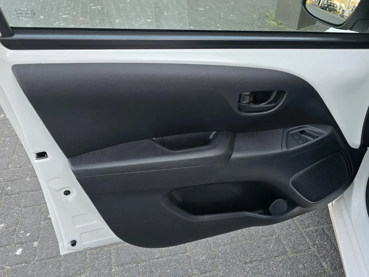 Aygo 1.0 VVT-i x-fun