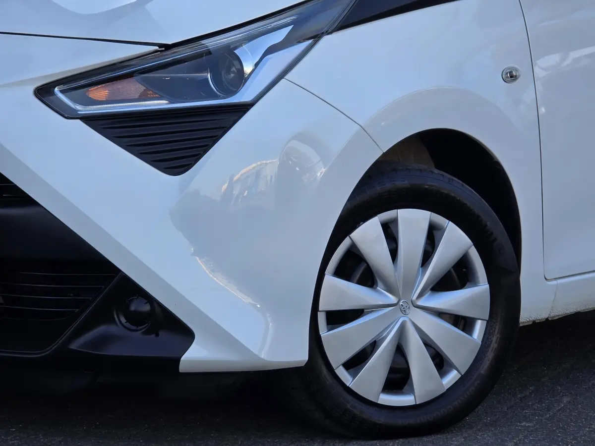 Aygo 1.0 VVT-i x-fun