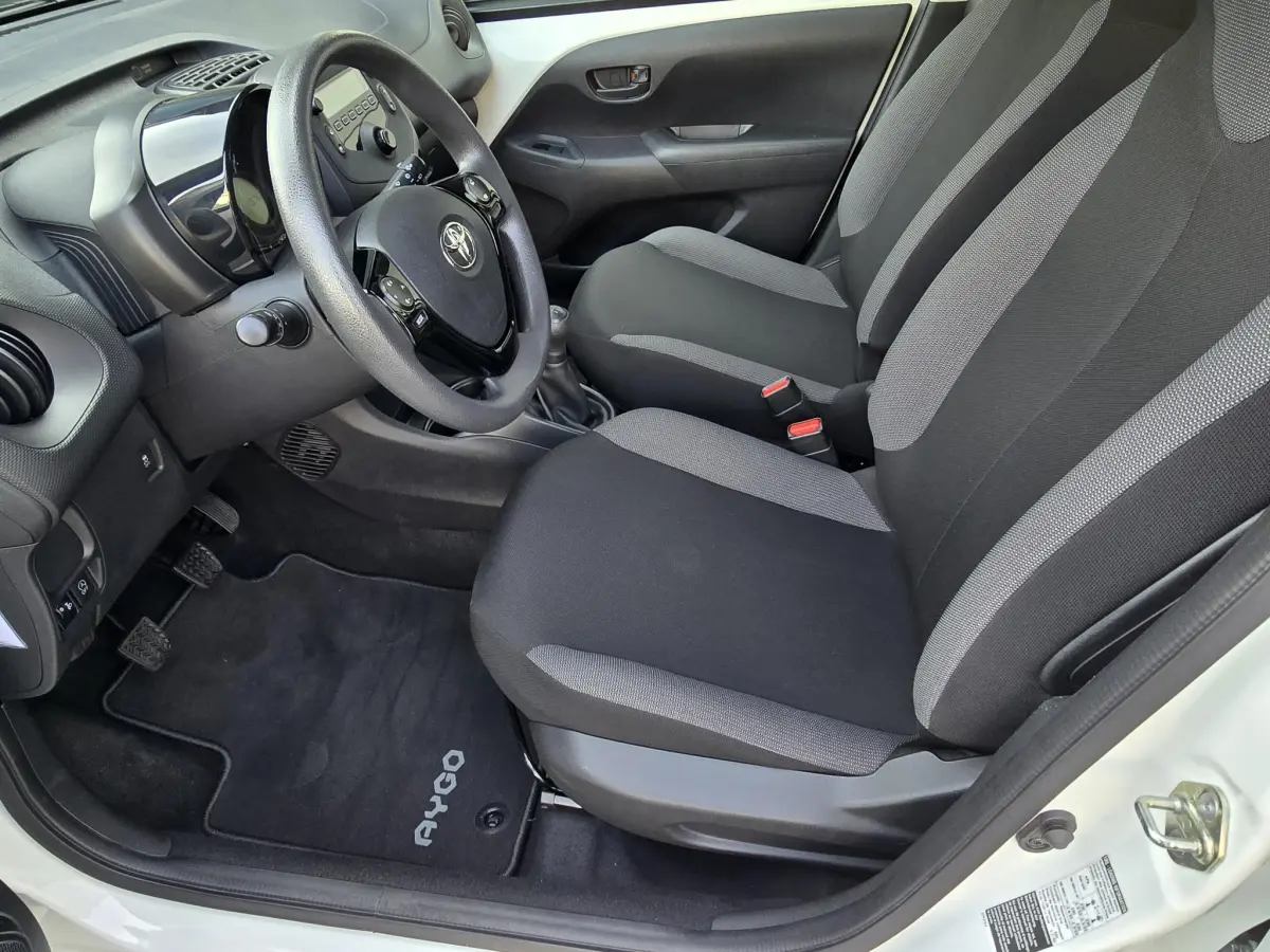 Aygo 1.0 VVT-i x-fun