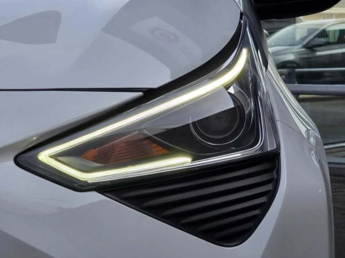 Aygo 1.0 VVT-i x-fun