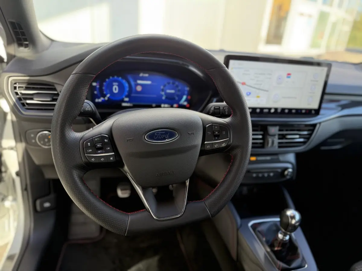 Focus 1.0 EcoBoost Hybrid ST Line X MHEV Garantie t/m 11-02-2029