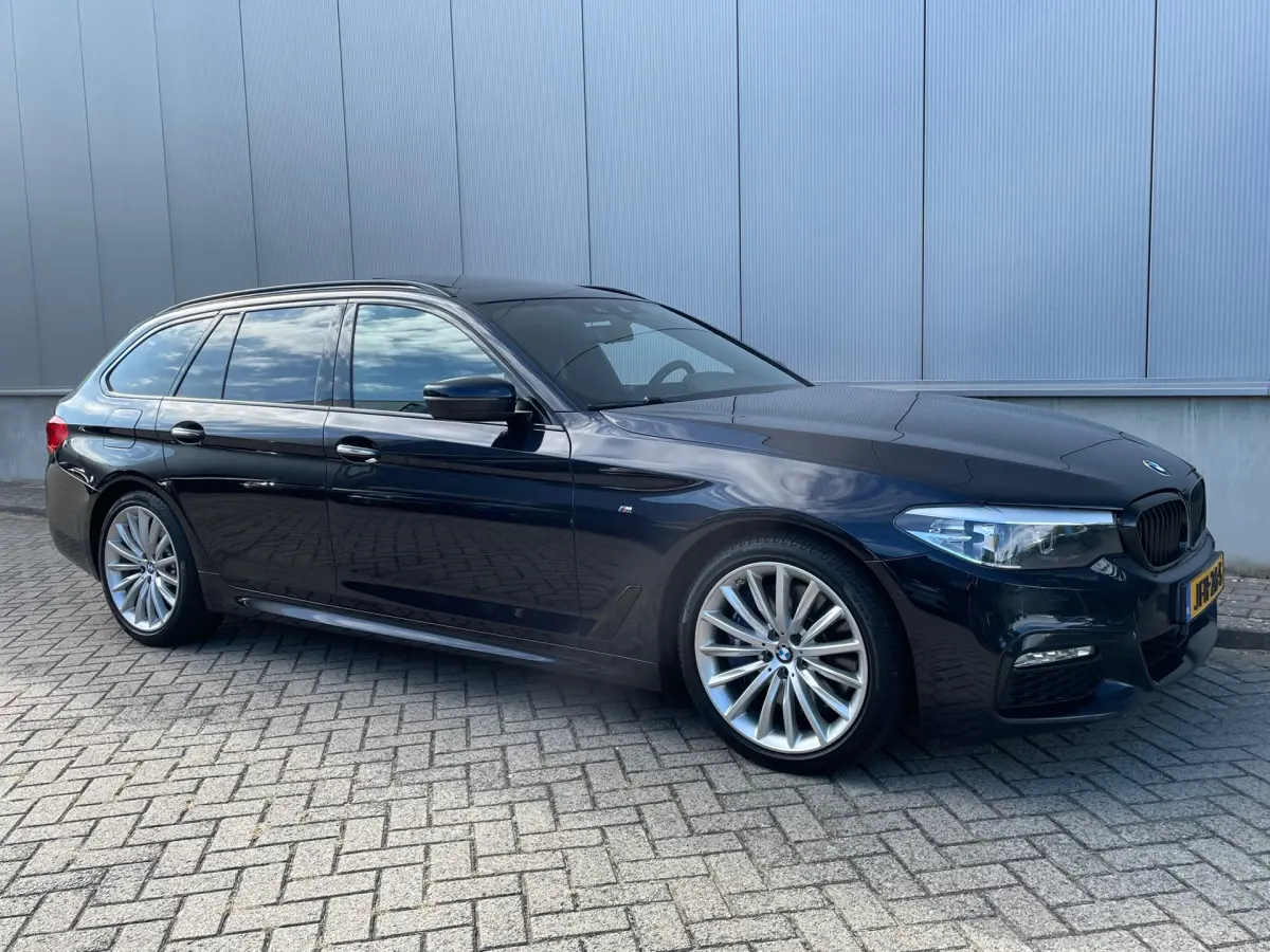 5 Serie Touring 540i xDrive High Executive PanoramaDak / M-Sport