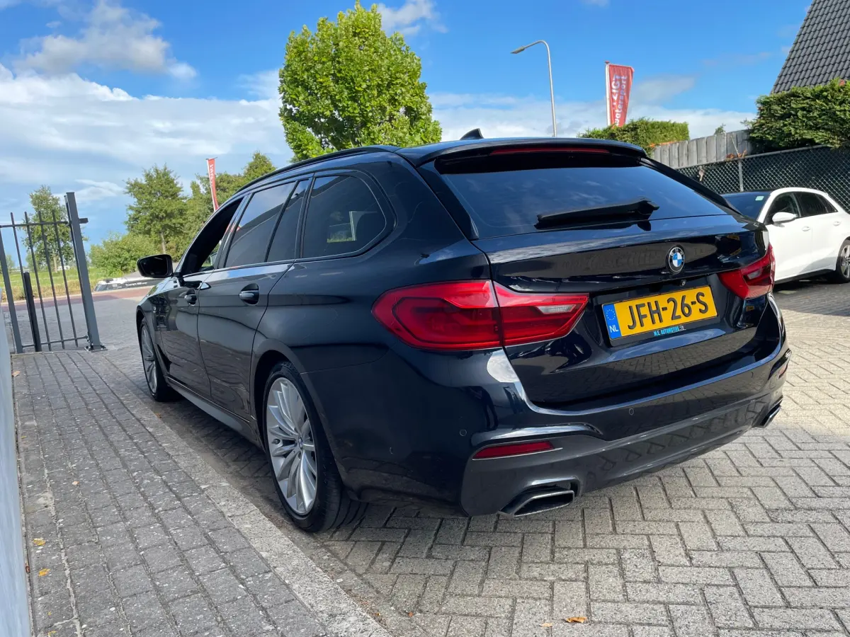 5 Serie Touring 540i xDrive High Executive PanoramaDak / M-Sport
