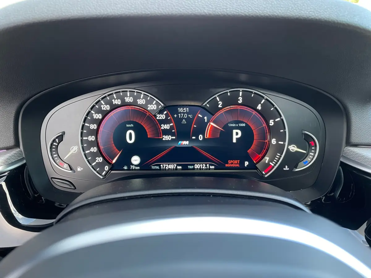 5 Serie Touring 540i xDrive High Executive PanoramaDak / M-Sport