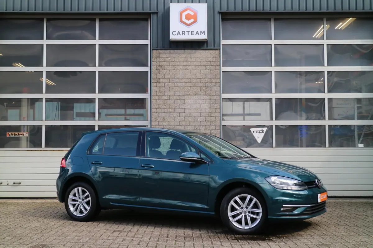 Golf 1.0 TSI Comfortline | PDC | Stoelverwarming |