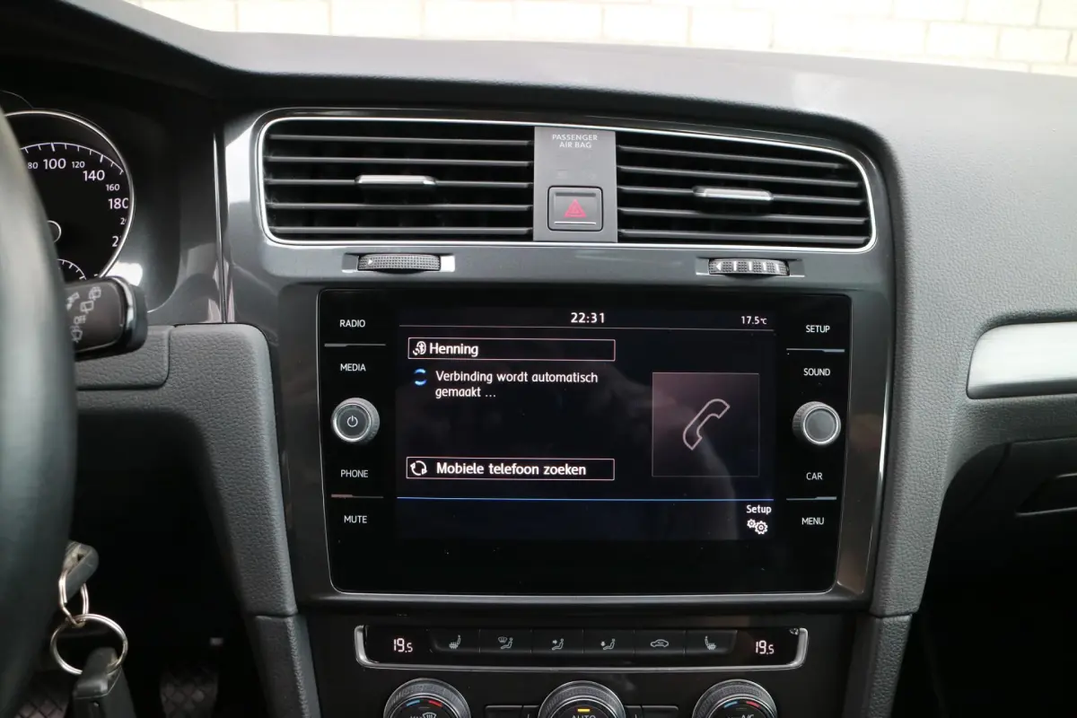 Golf 1.0 TSI Comfortline | PDC | Stoelverwarming |