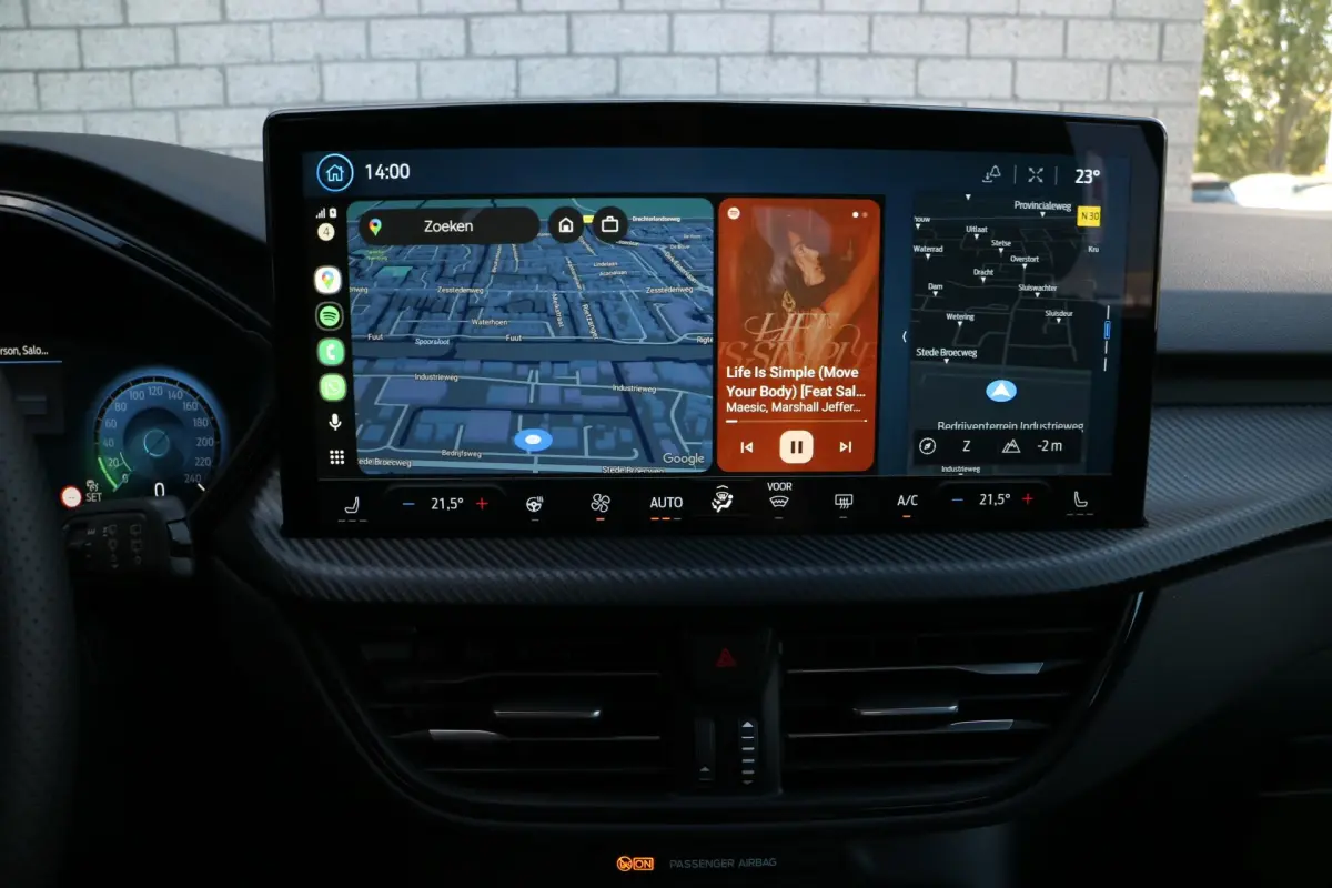 Kuga 2.5 PHEV ST-Line X | Navi | Pano | Nieuw! |