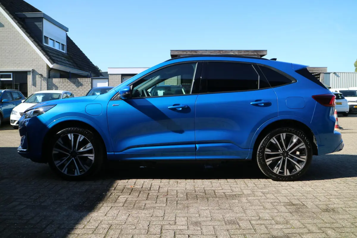 Kuga 2.5 PHEV ST-Line X | Navi | Pano | Nieuw! |