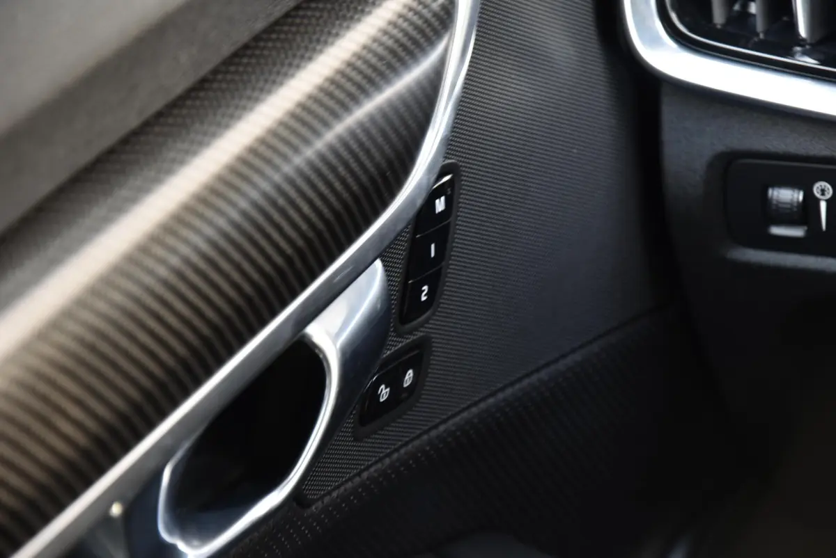 V90 2.0 T4 R-Design Polestar Engineered