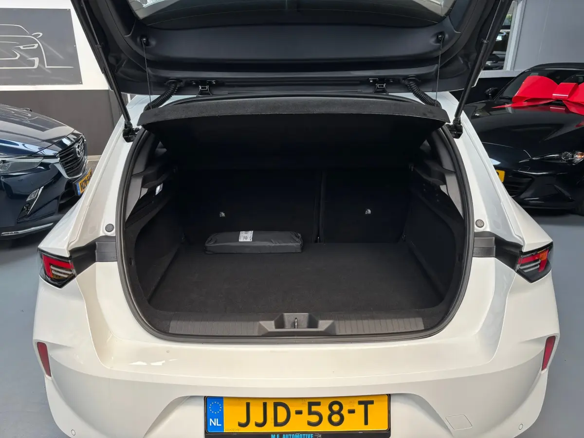 Astra 1.6 Hybrid Edition Carplay