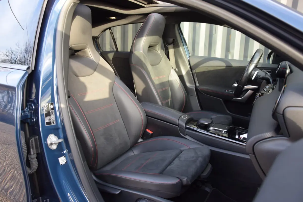 A-Klasse 180 Business Solution AMG, Panorama dak, Allseason Banden