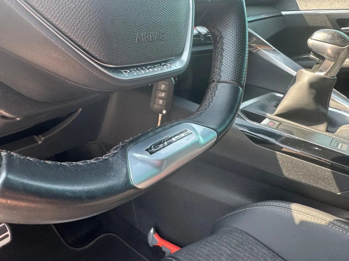 3008 1.2 PureTech GT Line NAVI/CARPLAY/360CAMERA