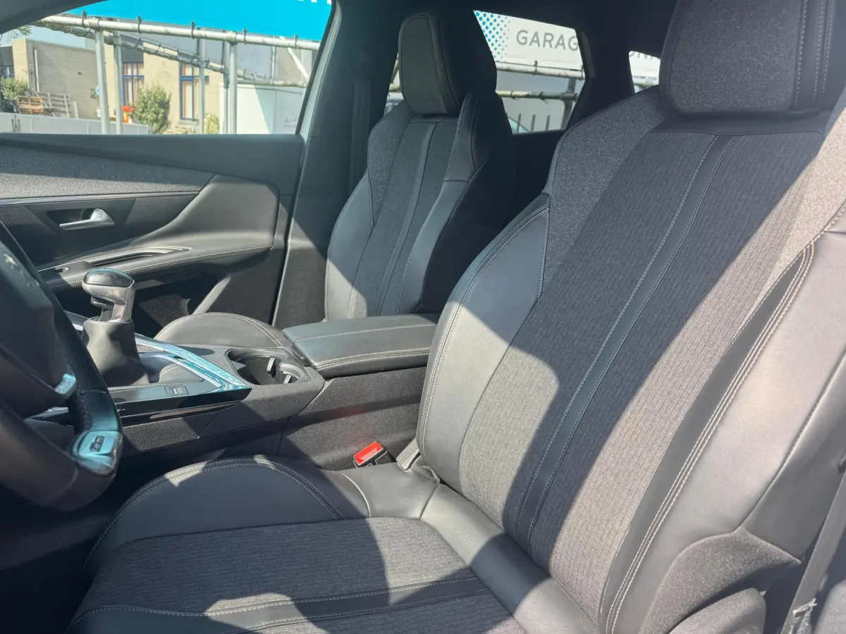 3008 1.2 PureTech GT Line NAVI/CARPLAY/360CAMERA