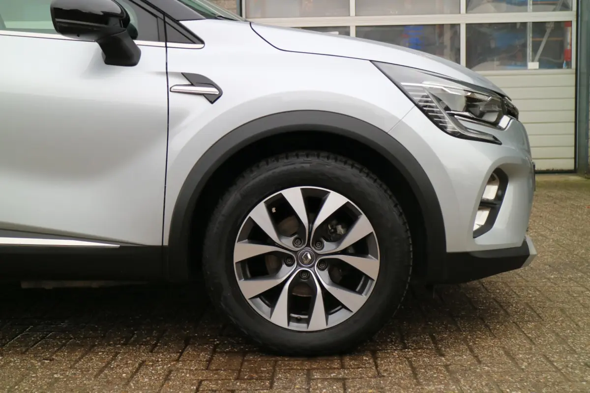 Captur 1.3 TCe 155 Intens | Automaat! | Trekhaak! | Camera |