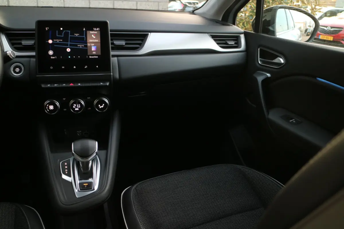 Captur 1.3 TCe 155 Intens | Automaat! | Trekhaak! | Camera |